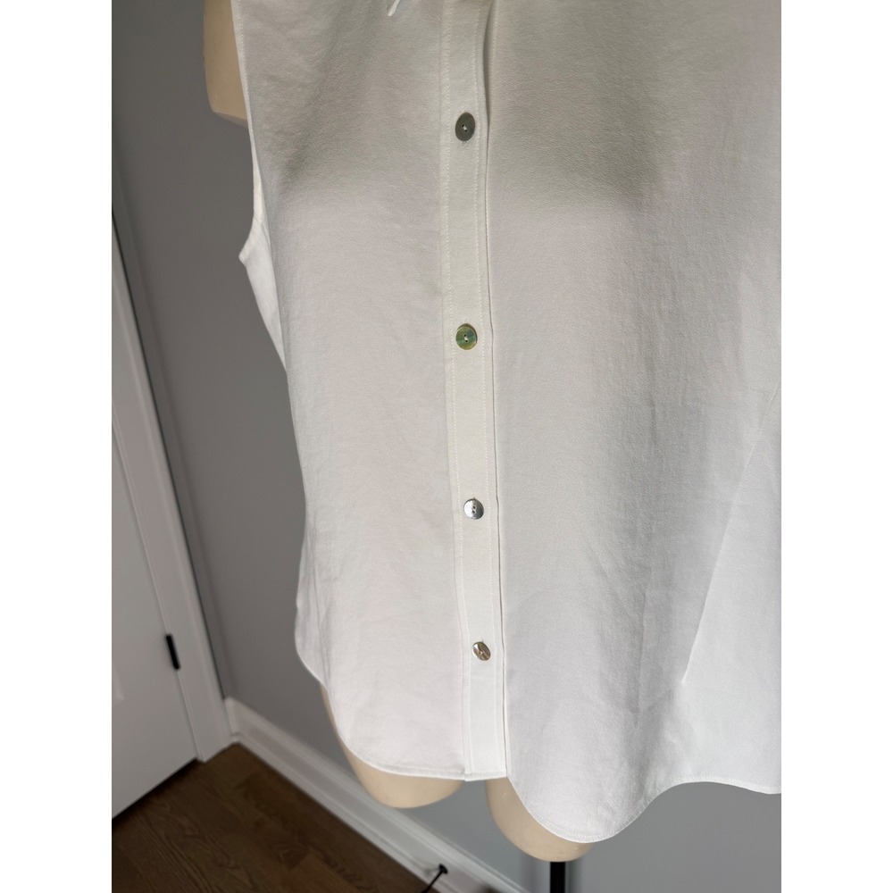 Vince Off White Sleeveless Button Down Crepe Blouse XL Iridescent Buttons